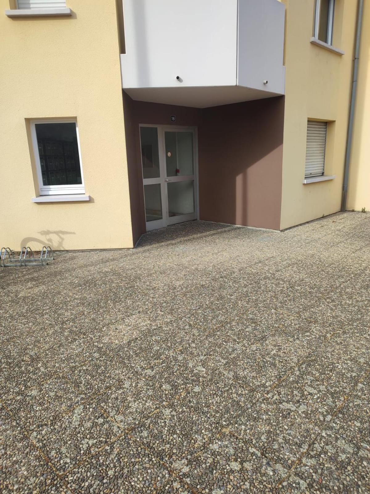 Douillet-Kanamappart-Euroairport Apartment Saint-Louis  Exterior photo