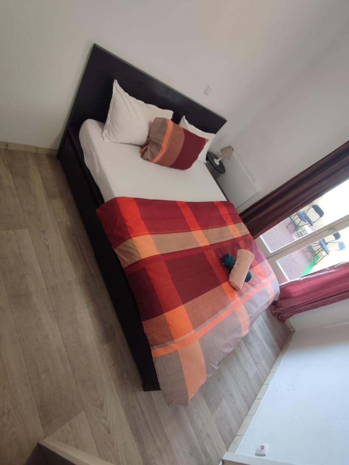 Douillet-Kanamappart-Euroairport Apartment Saint-Louis  Exterior photo